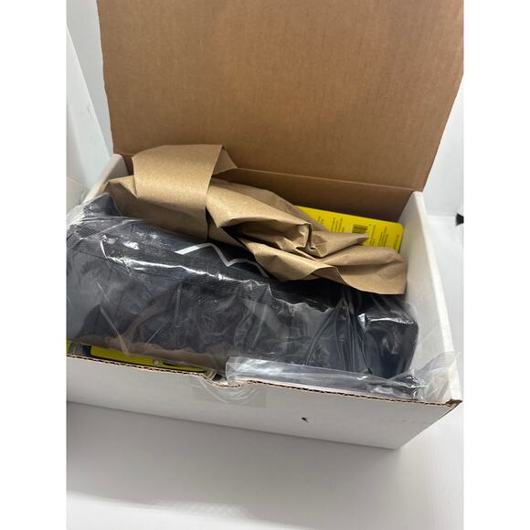 Ocean Signal Waterproof Emergency Prepared Kit with PLB, C-Strobe H20 and Bag - Picture 7 of 8